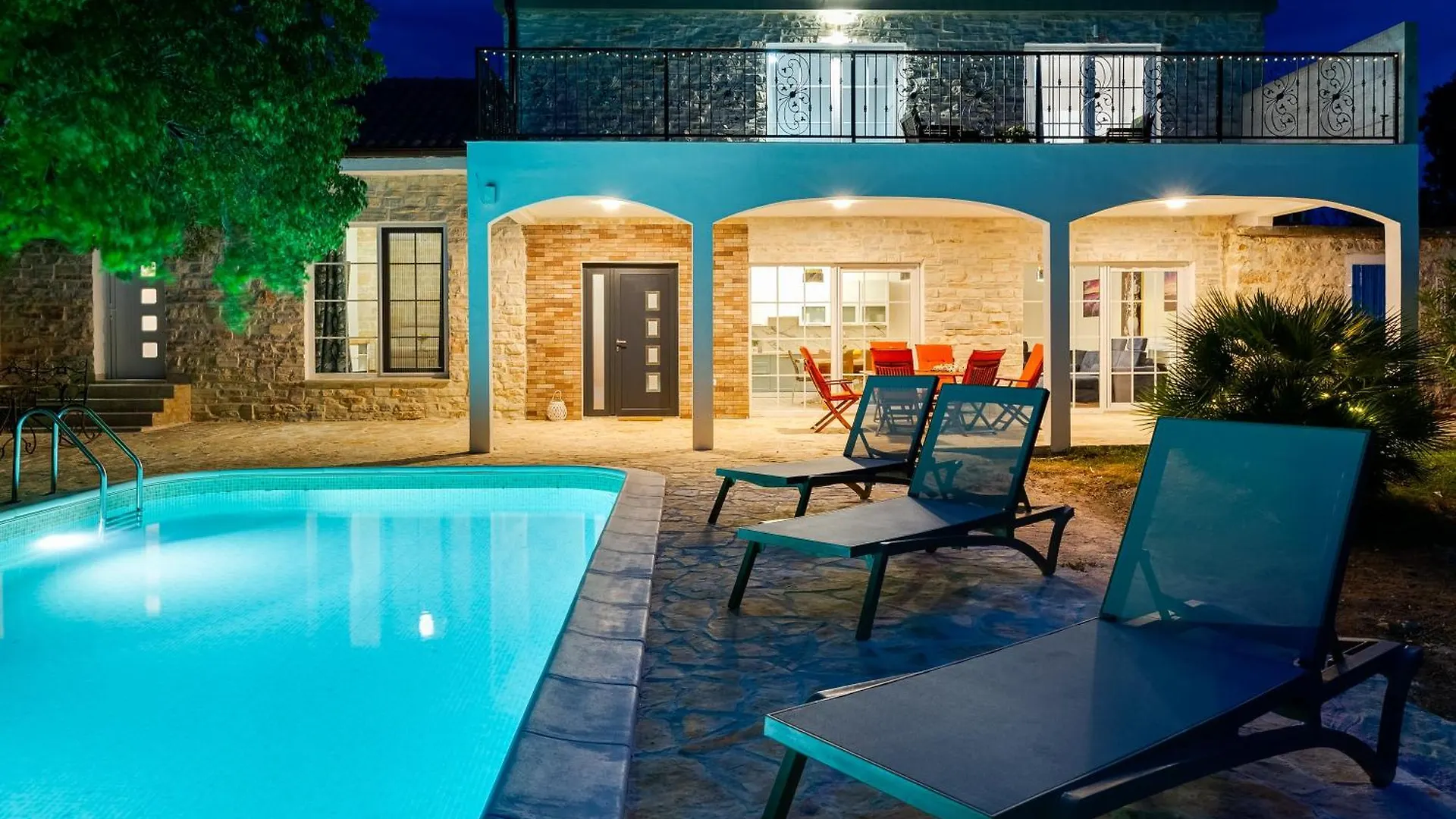 Villa Agape - Heated Pool Rastevic
